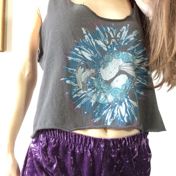 SOLD PLATOS Free People Koi Fish Tank Top - Picture 5 of 7